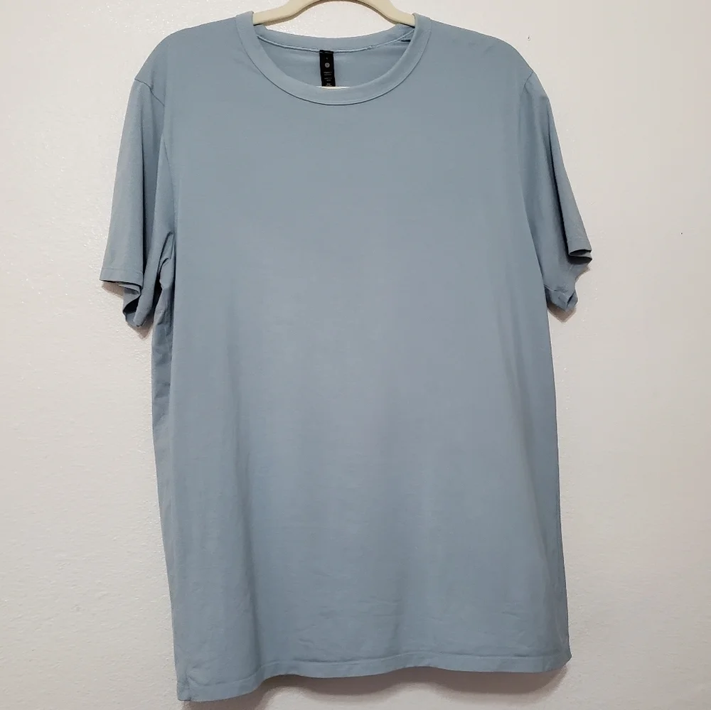 Lululemon Short Sleeve - Picture 1 of 4
